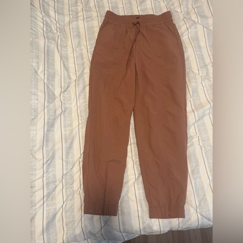 GAP Fit Tan Activewear Pants